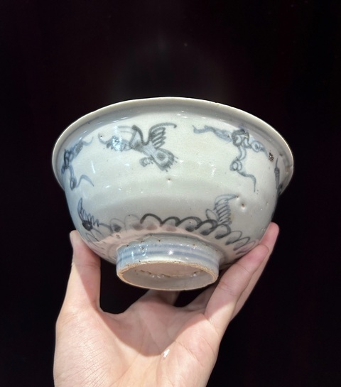 古玩陶瓷明中·青花云鶴紋碗真品鑒賞圖