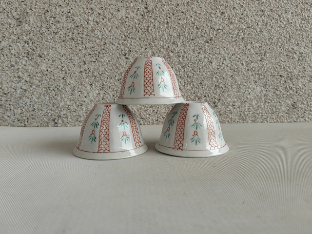 古玩陶瓷彩繪花卉紋杯拍賣,當(dāng)前價(jià)格198元