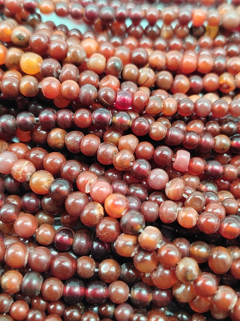 古玩玉器紅瑪瑙隔珠隔片珠鏈一條拍賣,當前價格266元