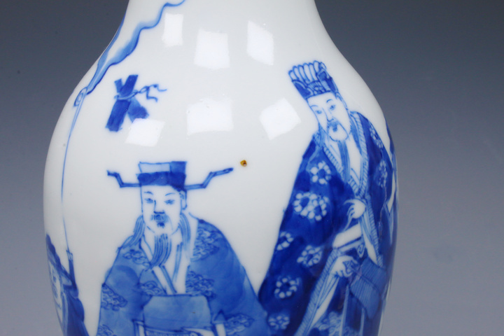 古玩陶瓷清晚期·青花八仙人物故事紋觀音瓶真品鑒賞圖