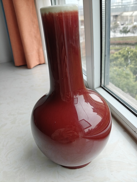 古玩陶瓷民國(guó)郎紅釉天球瓶拍賣(mài)，當(dāng)前價(jià)格2200元