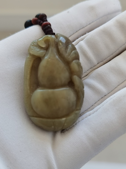 古玩玉器玉雕葫蘆題材掛件拍賣，當(dāng)前價(jià)格150元