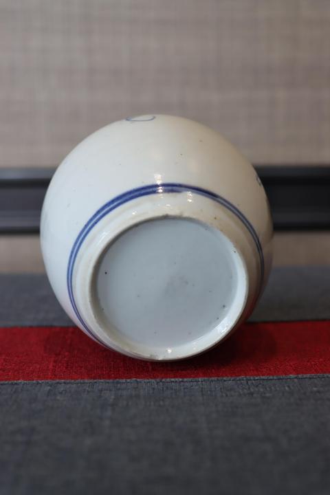 古玩陶瓷 博古圖青花罐真品鑒賞圖