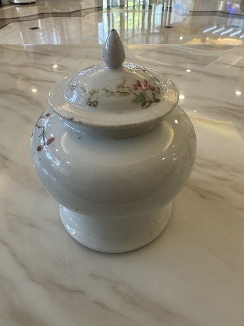 古玩陶瓷粉彩花卉紋將軍罐拍賣，當前價格500元