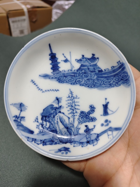 古玩陶瓷山水紋青花盤(pán)拍賣(mài),當(dāng)前價(jià)格1200元