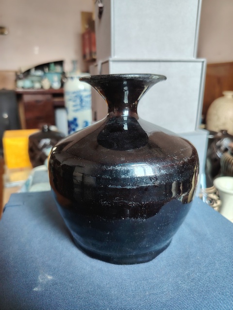 古玩陶瓷黑釉撇口瓶拍賣，當前價格1800元