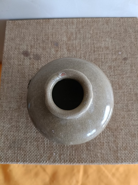 古玩陶瓷元代龍泉鱔魚黃釉冰片紋文房水盂拍賣,當前價格2980元