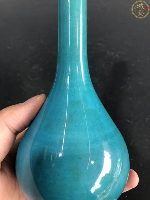 古玩陶瓷孔雀藍(lán)釉長(zhǎng)頸瓶拍賣,當(dāng)前價(jià)格5588元