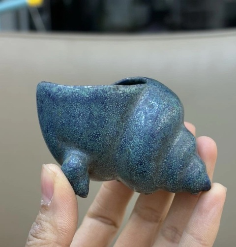 古玩陶瓷清晚紫砂胎掛爐鈞釉海螺水盂拍賣，當(dāng)前價格2555元