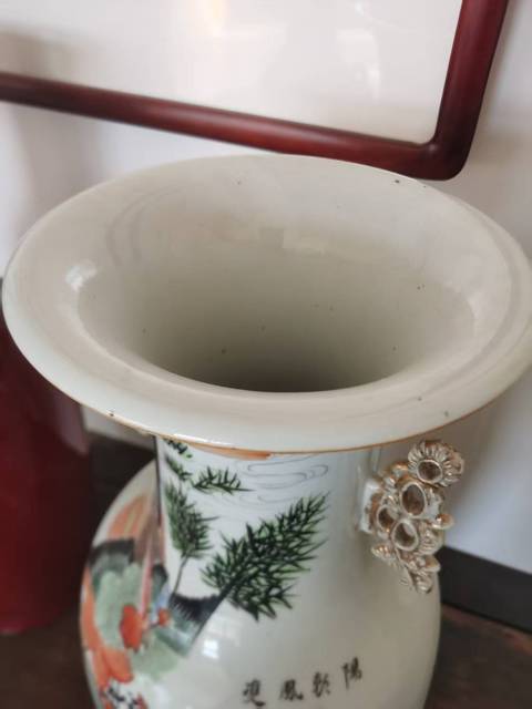 古玩陶瓷粉彩雉雞牡丹圖撣瓶拍賣，當(dāng)前價(jià)格6000元