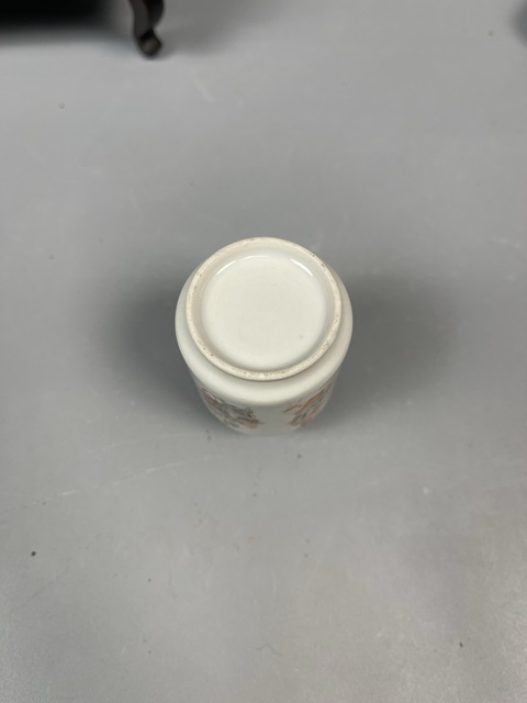 古玩陶瓷清同治粉彩鐘馗嫁妹圖鼻煙壺拍賣,當前價格13800元