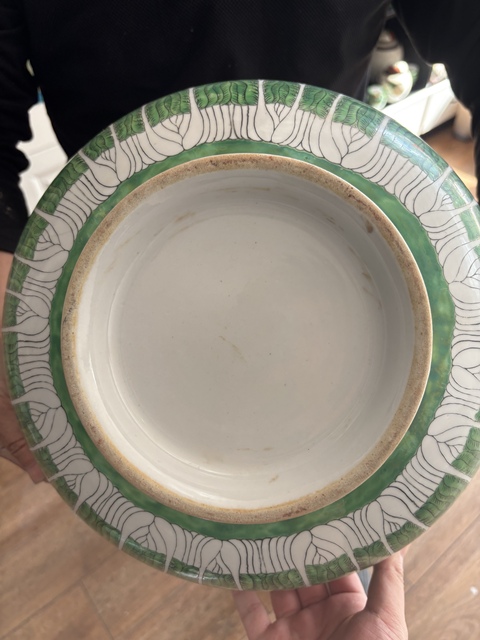 古玩陶瓷民國·廣彩百財蝴蝶紋潘趣碗真品鑒賞圖