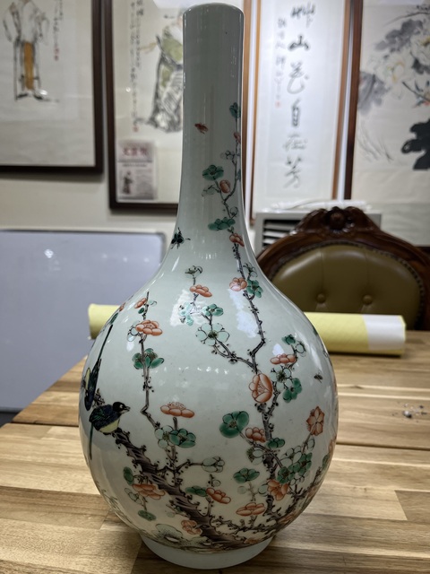 古玩陶瓷花鳥紋五彩錐把瓶拍賣,當前價格12000元