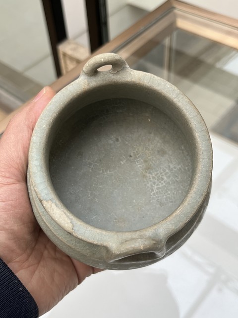 古玩陶瓷【無托實拍】龍泉青瓷雙耳三足爐拍賣,當前價格777元