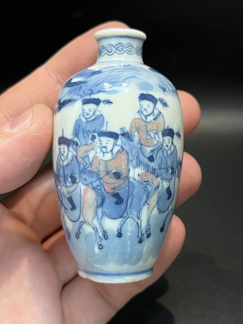 古玩陶瓷青花釉里紅人物鼻煙壺拍賣，當前價格7500元