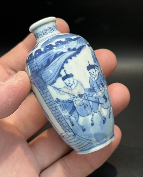 古玩陶瓷青花釉里紅人物鼻煙壺拍賣，當前價格7500元