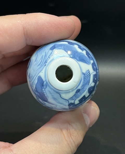 古玩陶瓷青花釉里紅人物鼻煙壺拍賣，當前價格7500元