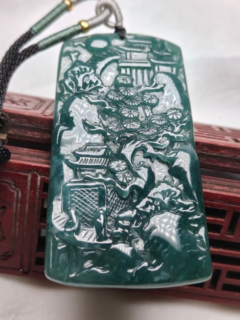 古玩玉器天然翡翠雕刻山水牌(帶鑒定證書)拍賣,當前價格1688元