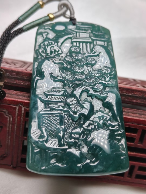 古玩玉器天然翡翠雕刻山水牌(帶鑒定證書)拍賣,當前價格1688元