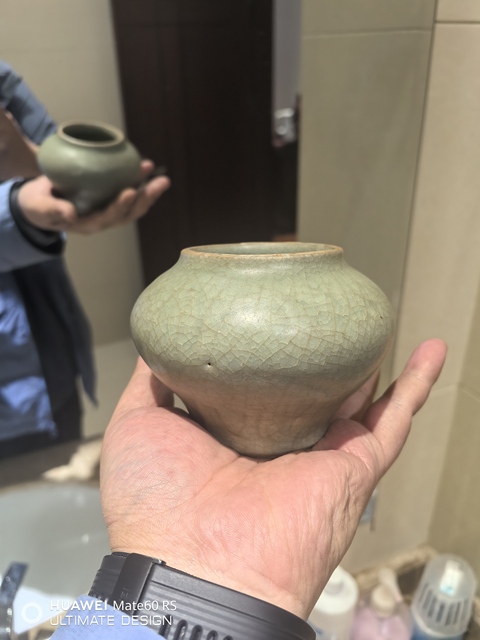 古玩陶瓷元代·青釉小罐真品鑒賞圖