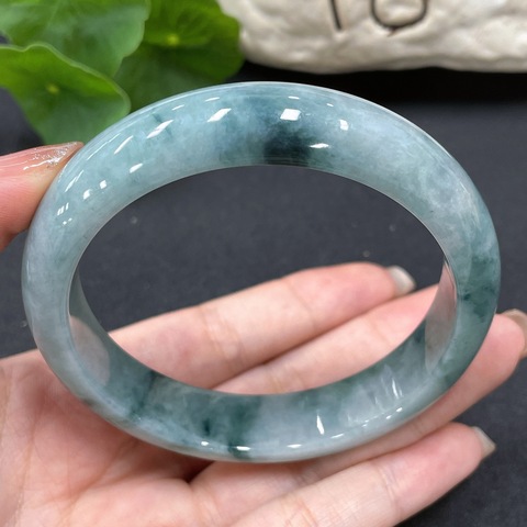 古玩玉器天然翡翠手鐲(帶鑒定證書)拍賣,當前價格1200元