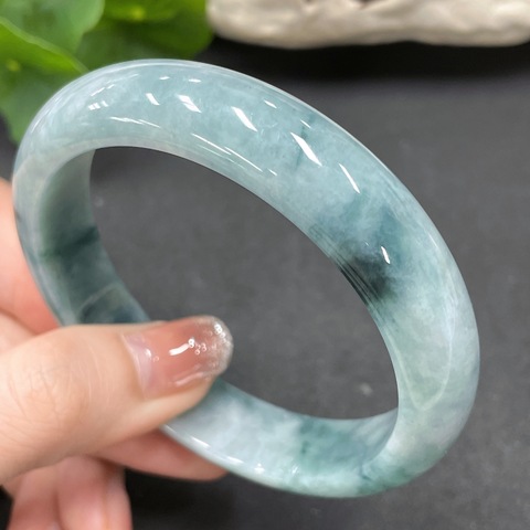 古玩玉器天然翡翠手鐲(帶鑒定證書)拍賣,當前價格1200元