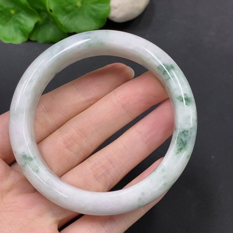 古玩玉器天然翡翠飄花手鐲(帶鑒定證書)拍賣,當前價格1500元