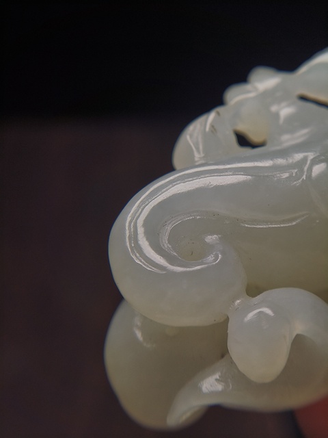 古玩玉器清代和田玉雕“菱角”拍賣，當前價格15500元