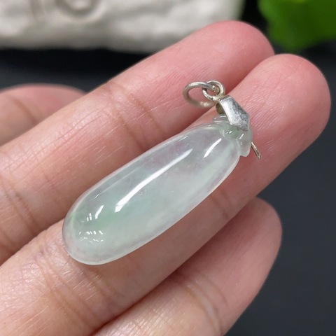 古玩玉器255天然翡翠福瓜掛件 送證書拍賣,當前價格298元