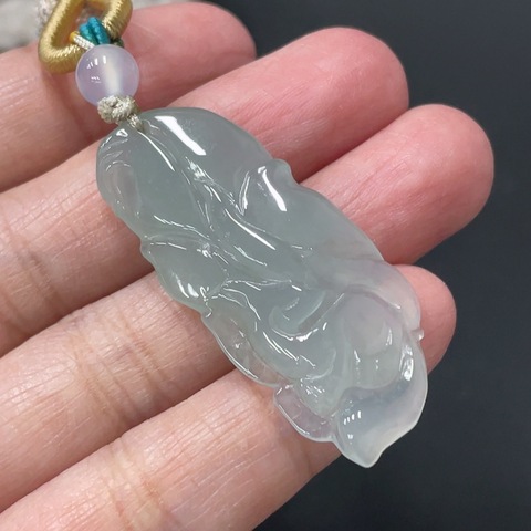 古玩玉器253翡翠靈狐掛件 配珠非A 送證書拍賣，當前價格350元