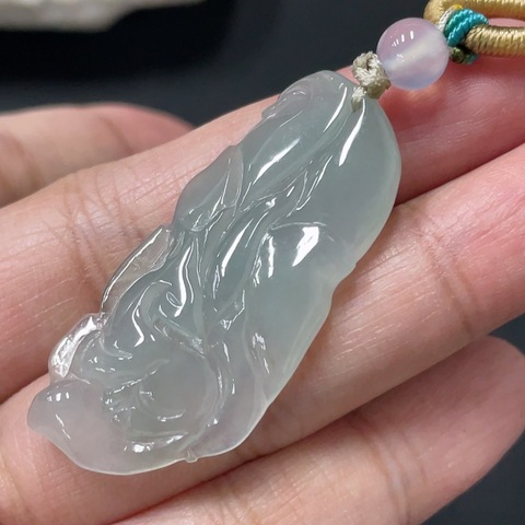 古玩玉器253翡翠靈狐掛件 配珠非A 送證書拍賣，當前價格350元