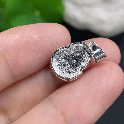 古玩玉器珍稀精品 翡翠葫蘆鑲嵌吊墜 (正冰種滿綠)拍賣,當前價格1980元
