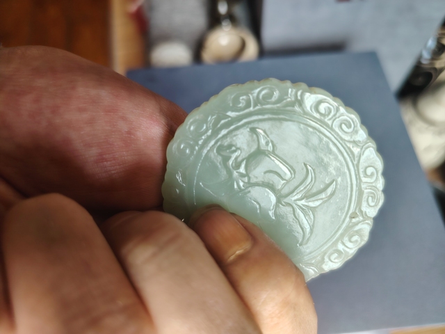 古玩玉器和田玉雕“童子祝壽”牌拍賣,當前價格1200元