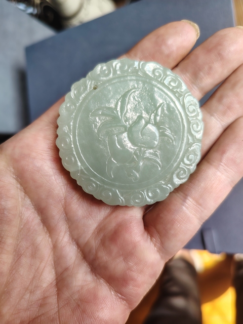 古玩玉器和田玉雕“童子祝壽”牌拍賣,當前價格1200元