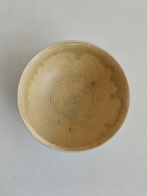 古玩陶瓷黃釉大碗拍賣，當前價格280元