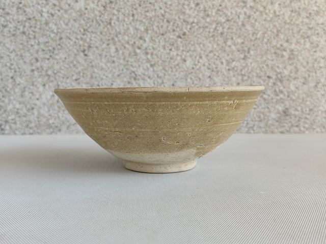 古玩陶瓷黃釉大碗拍賣，當前價格280元
