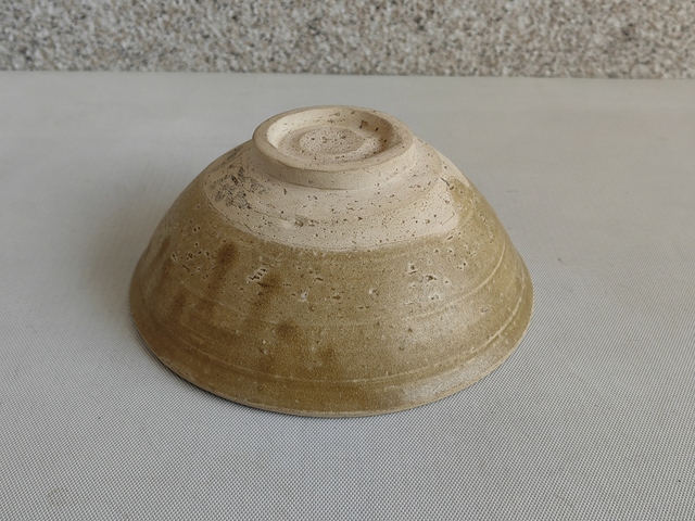 古玩陶瓷黃釉大碗拍賣，當前價格280元