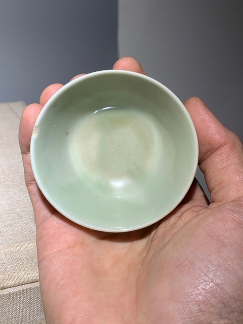 古玩陶瓷清中期粉青釉茶杯拍賣,當前價格450元