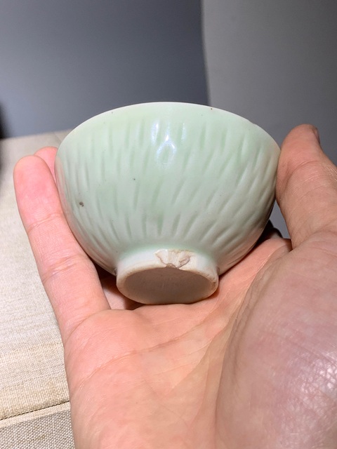 古玩陶瓷清中期粉青釉茶杯拍賣,當前價格450元