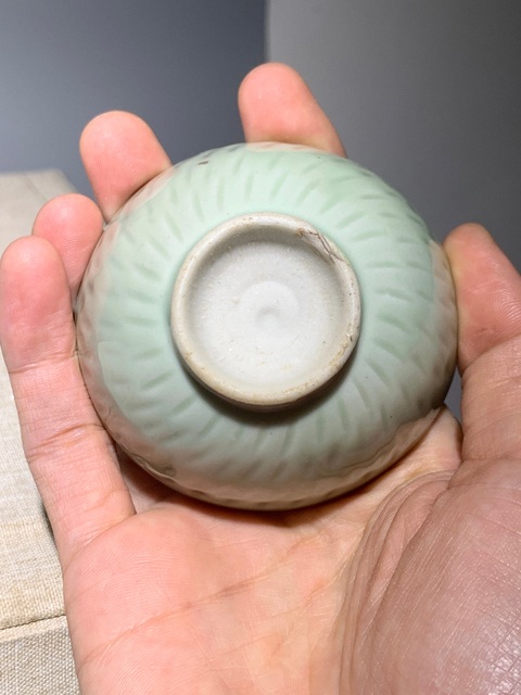 古玩陶瓷清中期粉青釉茶杯拍賣,當前價格450元
