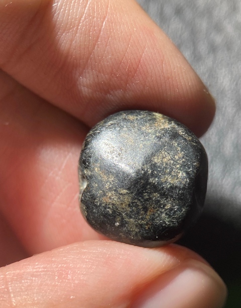 古玩玉器千年石印珠‘人物斗鴕鳥’拍賣,當前價格0元