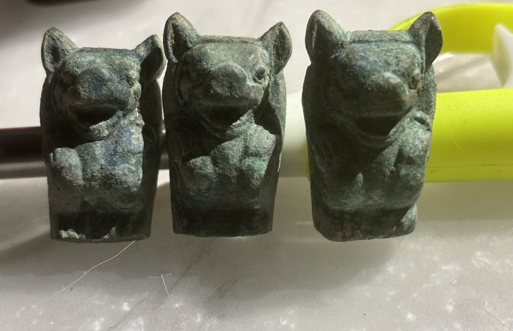 古玩雜項漢·漆器熊足拍賣,當前價格3000元