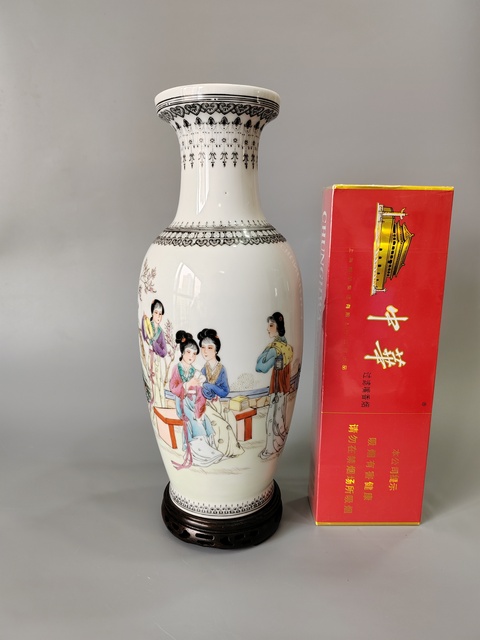 古玩陶瓷567精品仕女瓶·四美博覽圖拍賣，當前價格2888元