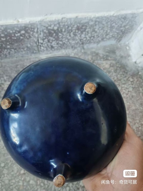 古玩陶瓷明末清初 祭藍(lán)釉香爐拍賣，當(dāng)前價格28000元