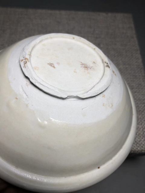 古玩陶瓷五代，邢窯白釉唇口盞拍賣，當前價格3000元