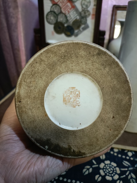 古玩陶瓷民國淺降花鳥紋帽筒拍賣,當(dāng)前價格5888元