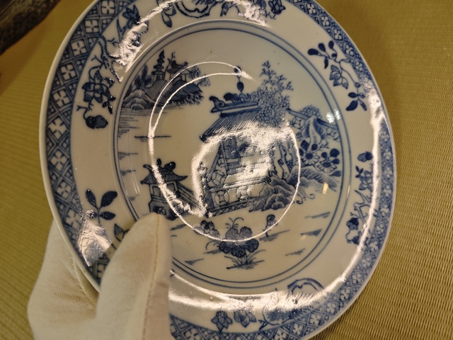 古玩陶瓷清乾隆.青花山水紋折沿掛壁盤拍賣,當(dāng)前價(jià)格1600元