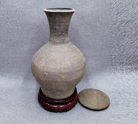古玩陶瓷漢·帶蓋陶壺真品鑒賞圖