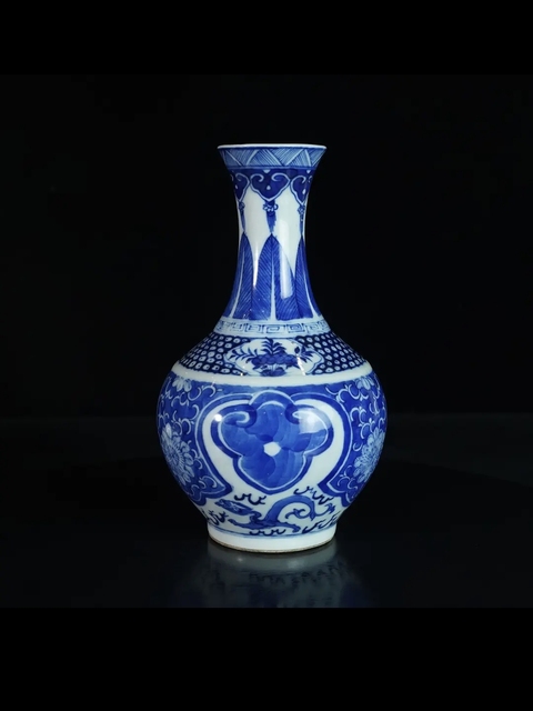 古玩陶瓷青花賞瓶拍賣,當(dāng)前價格14000元