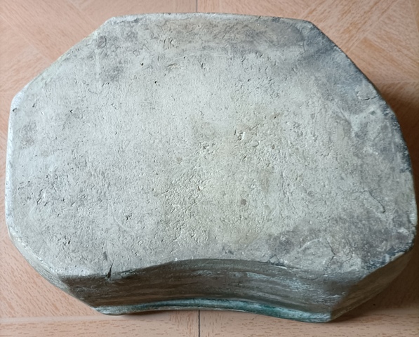 古玩陶瓷綠釉刻花瓷枕拍賣，當(dāng)前價格3500元